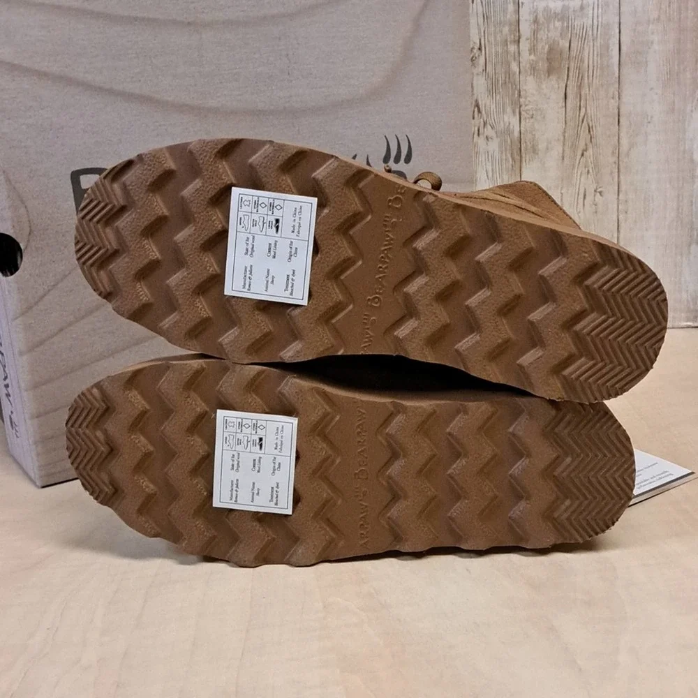 BEARPAW Krista Youth Boots in Hickory Size 3